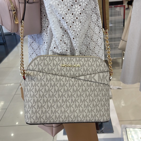 MICHAEL KORS Jet Set Medium Logo Dome Satchel Crossbody 
Vanilla 
NWT - Picture 13 of 16